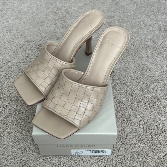 Marc Fisher Shoes - Marc fisher light natural leather heeled sandal